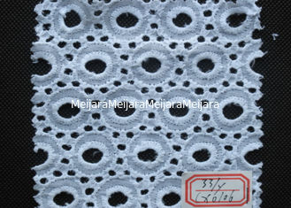 Porcellana L'occhiello bianco puro del cotone ha ricamato la disposizione del pizzo per lo SGS CY-CX0106 di usura dei bambini fornitore