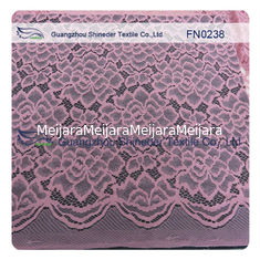 Porcellana La larghezza di nylon del tessuto ±140CM del pizzo di nozze del pettine rosa operato per l'estate copre fornitore