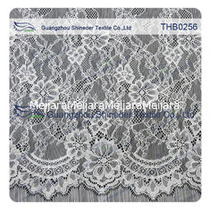 Porcellana 1.45*3 misura la disposizione con un contatore di nylon del pizzo di chantilly di dimensione per modo &amp; il vestito da sposa fornitore