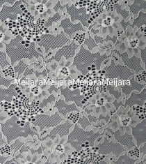 Porcellana Tessuto elastico del pizzo di elastam &amp; di nylon con il modello di fiore del trifoglio fornitore