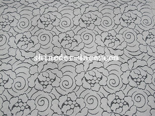 Porcellana Modello floreale delicato del cotone del tessuto di nylon comodo e Breathy del pizzo per abbigliamento SYD-0171-1 fornitore