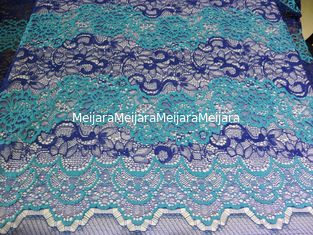 Porcellana Tessuto di nylon del pizzo del bello cotone floreale dall'iarda con la tintura ecologica fornitore