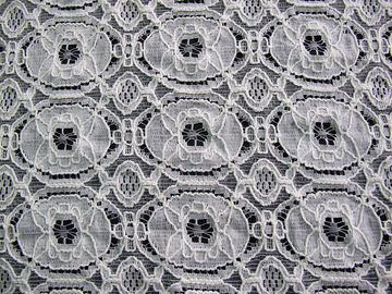 Tessuto di nylon del pizzo del cotone Strizzacervelli-Resistente, tessuto geometrico CY-LW0154 del fiore fornitore