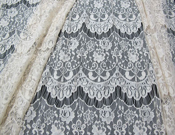 Assottigli il tessuto del pizzo smerlato pizzo francese di nylon vuoto del ciglio per l'indumento di signora (CY-DN0002) fornitore