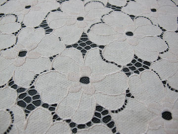 Tessuto di nylon del pizzo del cotone pesante floreale/tessuto bianco SYD-0005 del pizzo di allungamento fornitore