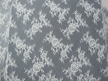 Disposizione di nylon molle del pizzo del ciglio del cotone, tessuto del pizzo di bianco di vestito da sposa fornitore