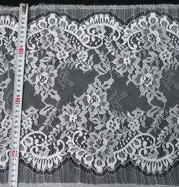 Disposizione di nylon del pizzo dell'occhiello, pizzo nuziale del pettine floreale per il vestito da sera fornitore